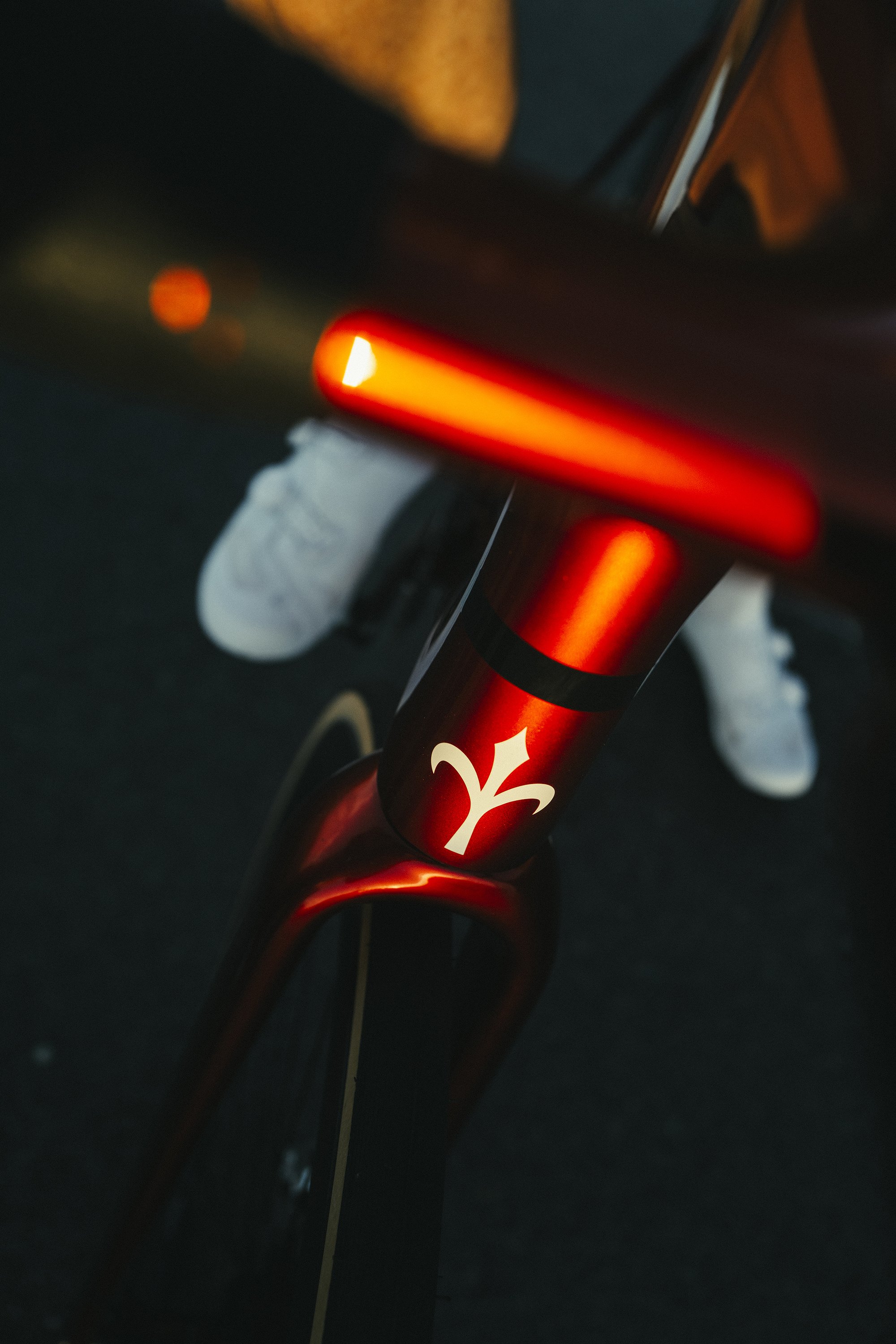 Verticale Black / Red