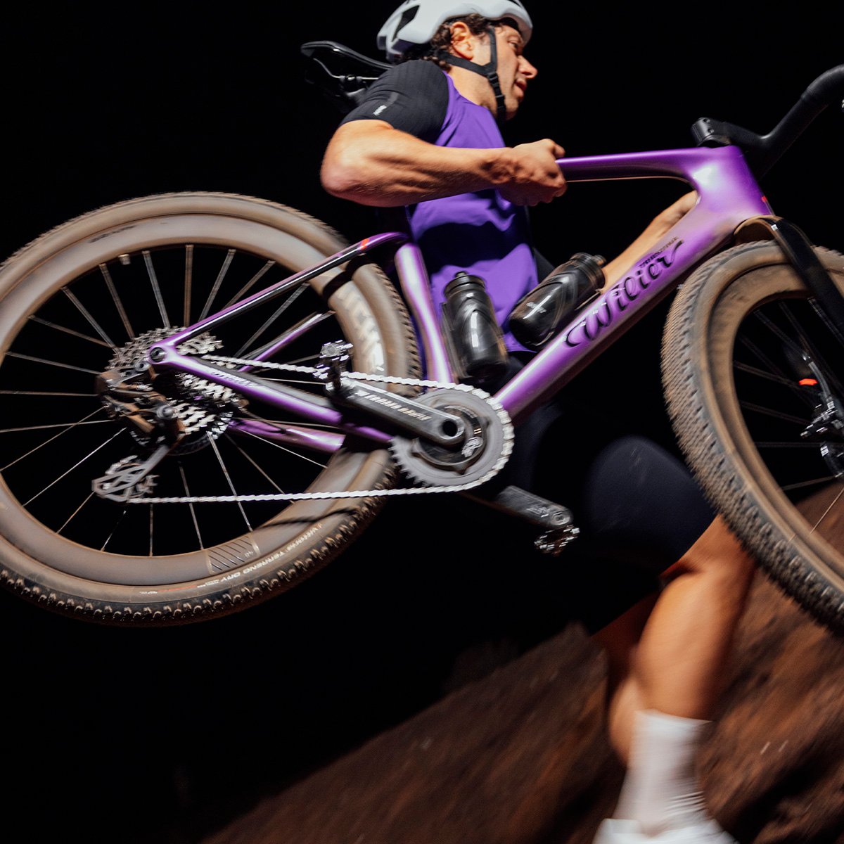 media-center-rave-neon-purple