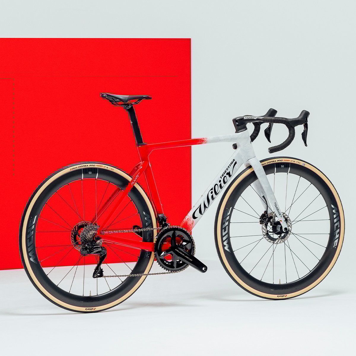 The replica of Stefan Küng's Wilier Filante SLR